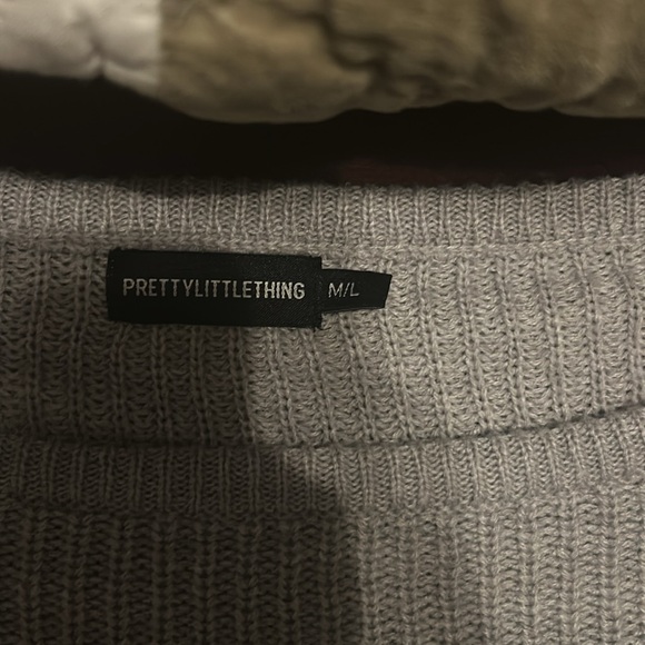 Off the shoulder sweater from pretty little thing! - Picture 2 of 3